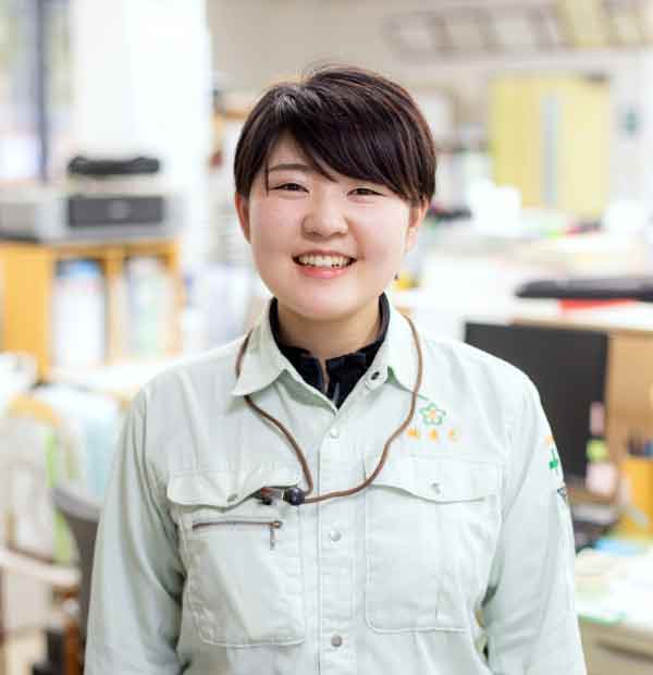 荒木 彩の写真